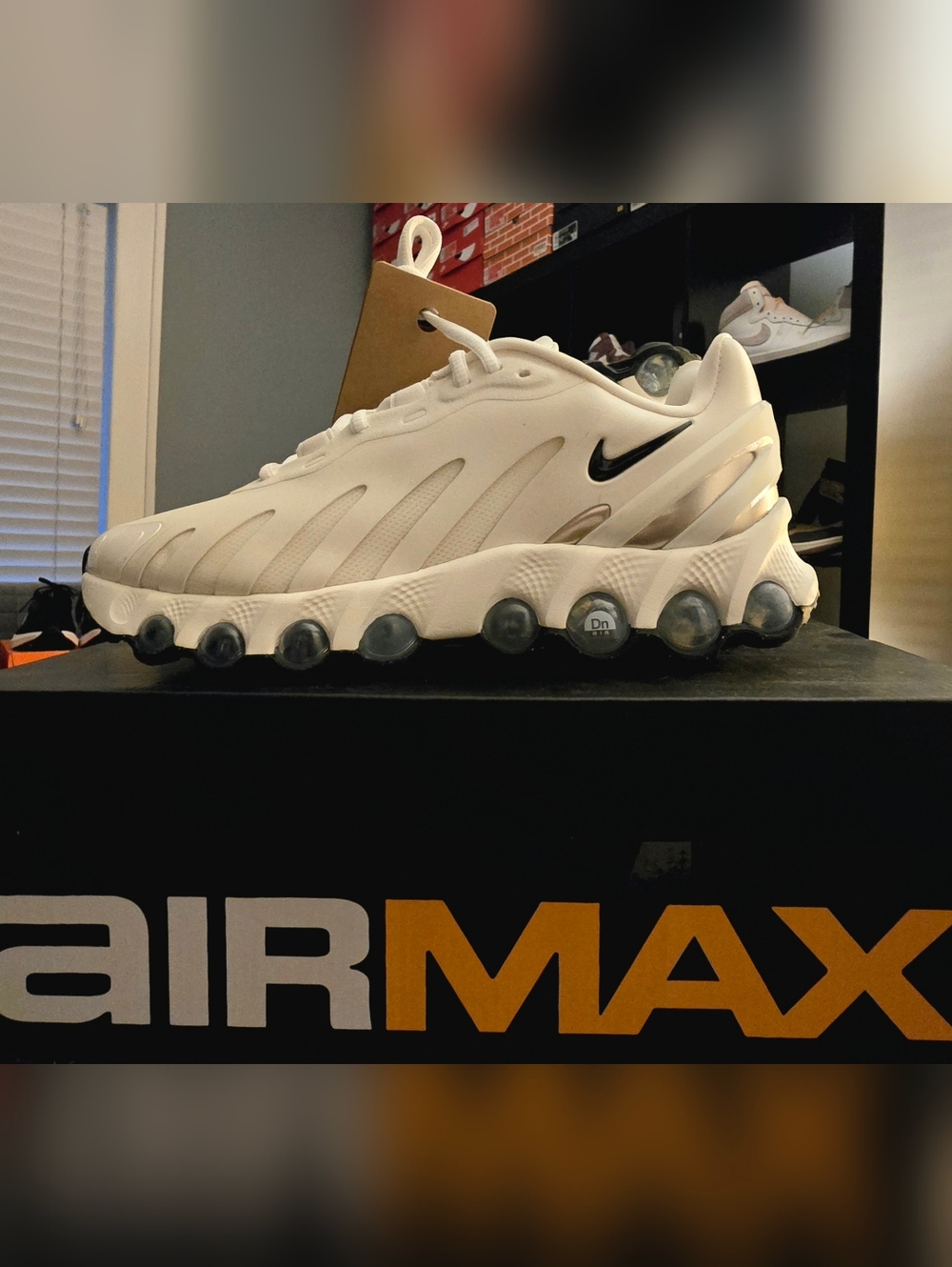 Nike Womens Air Max DN8 Sail Fossil Black